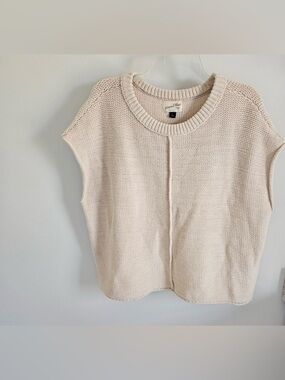 Universal Thread cotton beige sweater vest